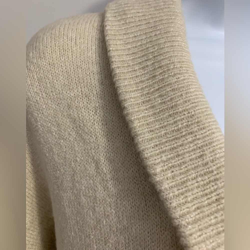 hinge Cardigan - Picture 3 of 16